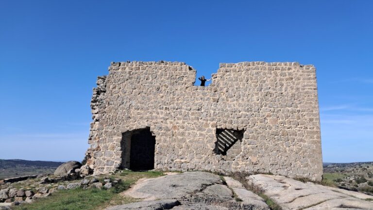 Castle of El Mirón: A Medieval Fortress in Spain