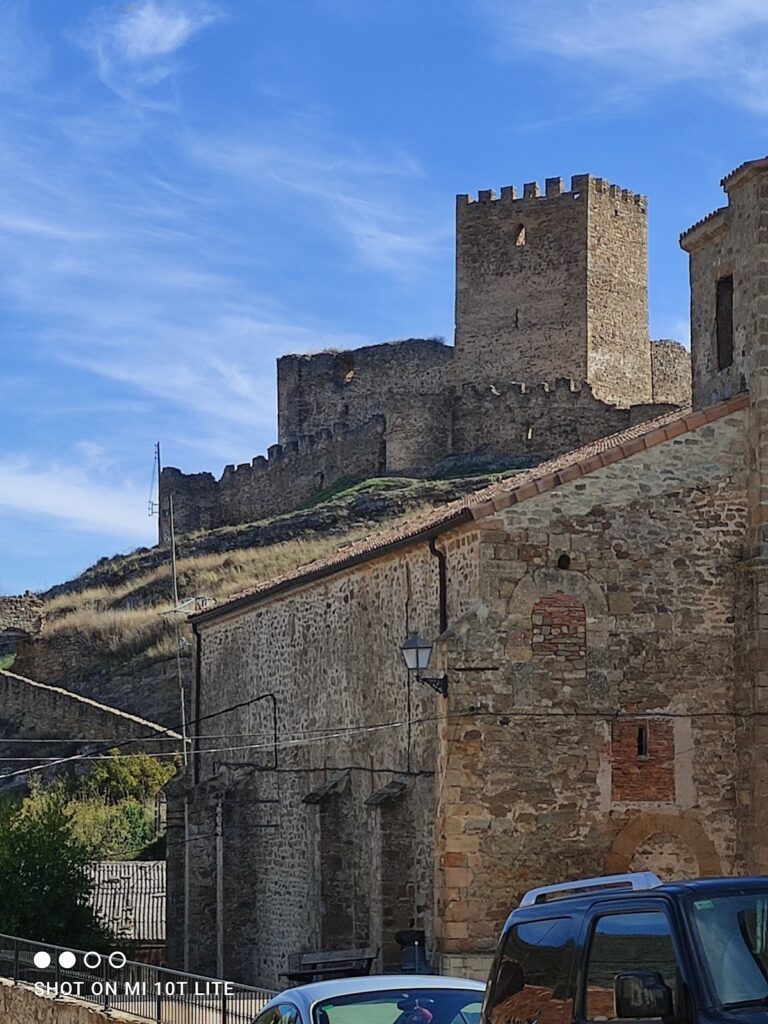 Magaña Castle