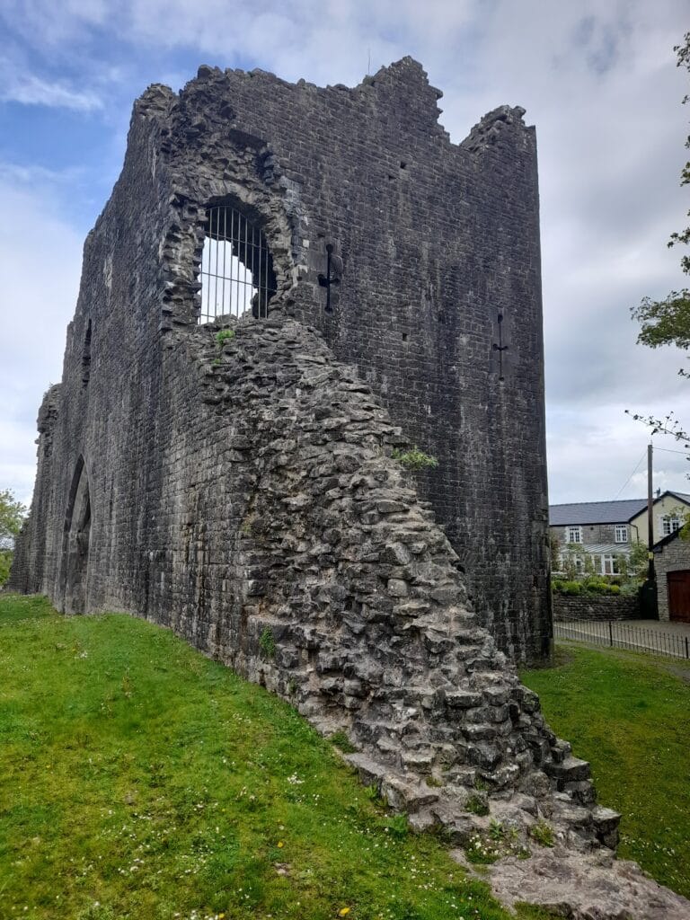 St Quintins Castle