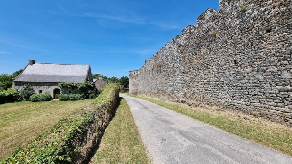 Plessis-Josso Castle: A Medieval Breton Manor 2 Plessis-Josso castle
