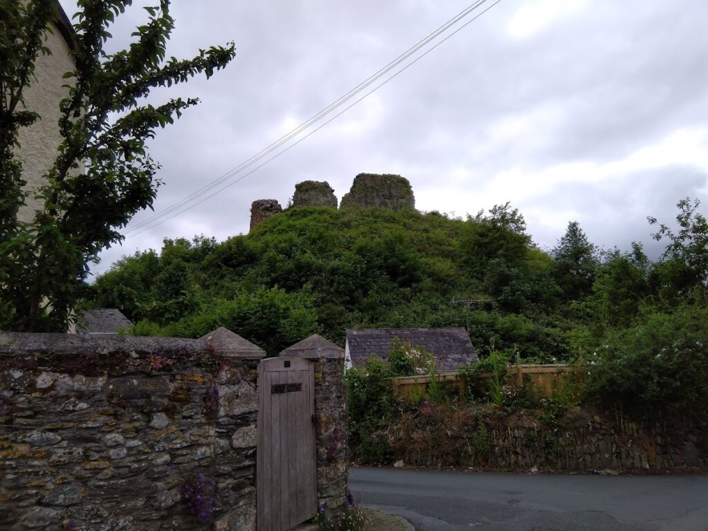 Plympton Castle: A Norman Fortress in Plymouth, United Kingdom 6 Plympton Castle