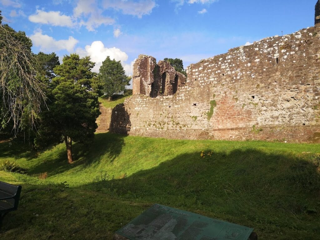 Egremont Castle: A Norman Fortress in Cumbria 3 Egremont Castle
