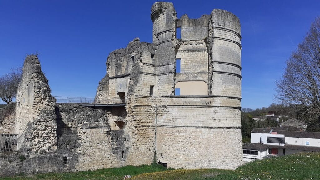 Montguyon Castle: A Medieval Fortress in France 1 Château de Montguyon