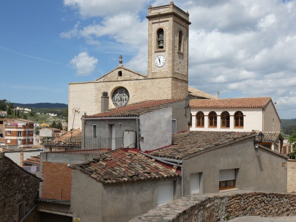 Castell de Tous: A Fortified Residential Manor in Spain 3 Castell de Tous
