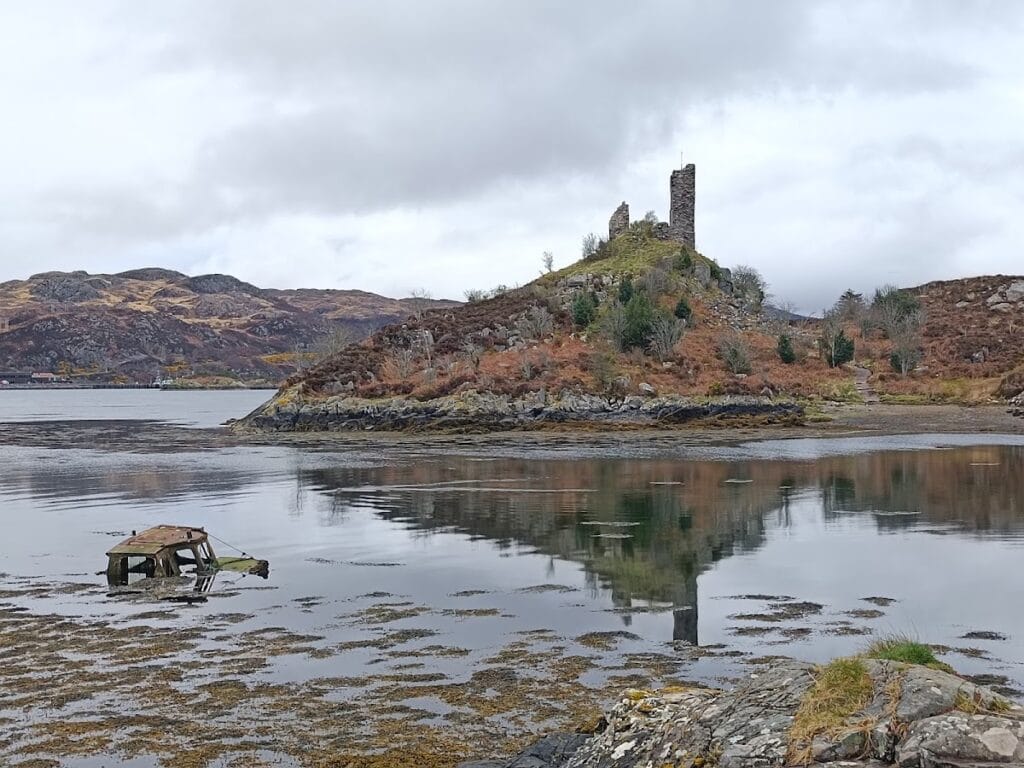 Caisteal Maol: Clan Mackinnon’s Fortress at Kyleakin 2 Caisteal Maol