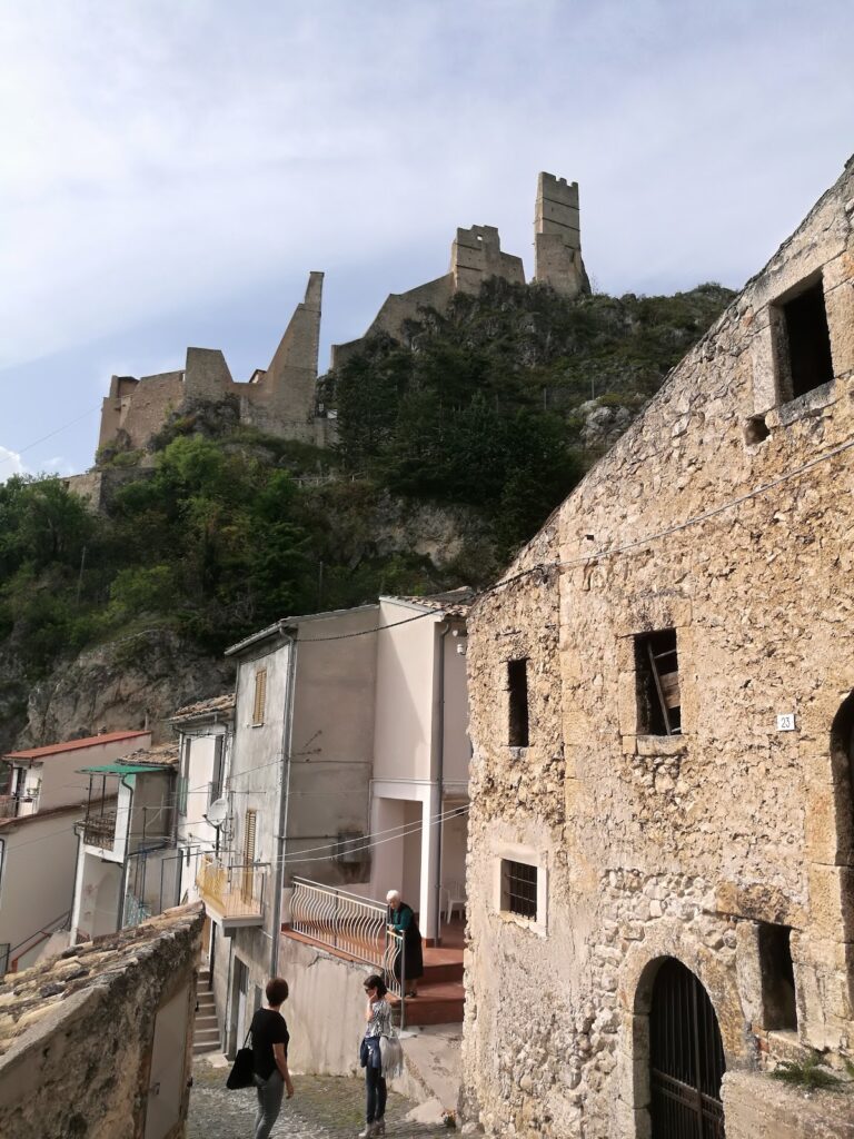 Castello di Roccacasale