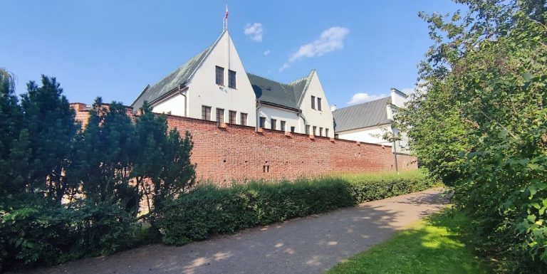 Gosławice Castle: Historic Defensive Residence and Museum in Poland