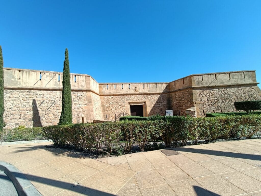 Castillo de las Escobetas: An Eighteenth-Century Coastal Fortress in Spain 2 Castillo de las Escobetas