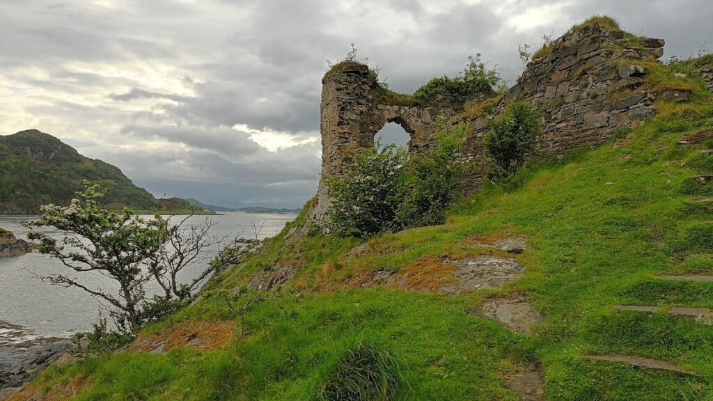 Strome Castle