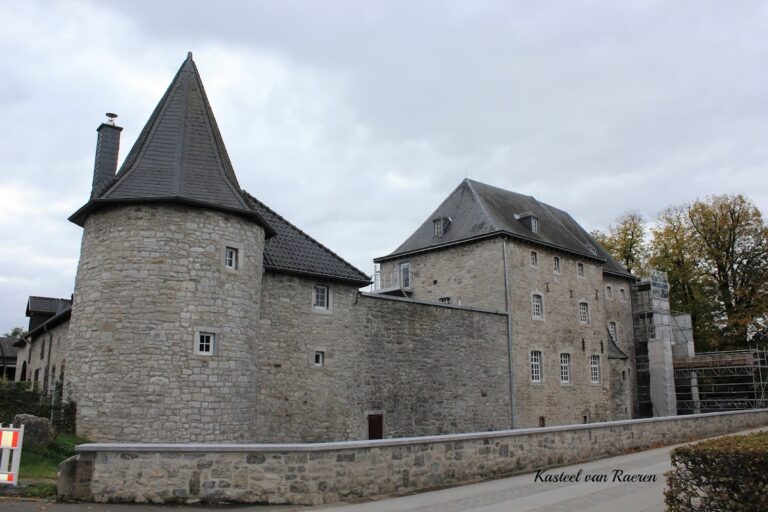 Château de Raeren: A Historic Water Castle in Belgium