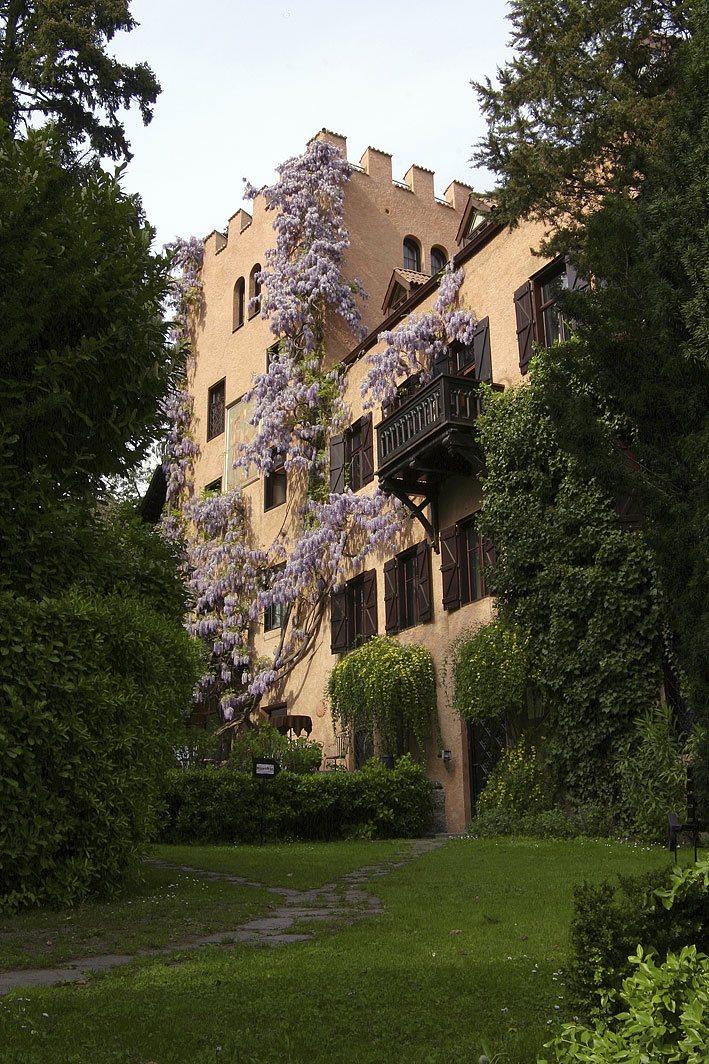 Castle Pienzenau: A Castle-Like Residence and Estate in Merano, Italy