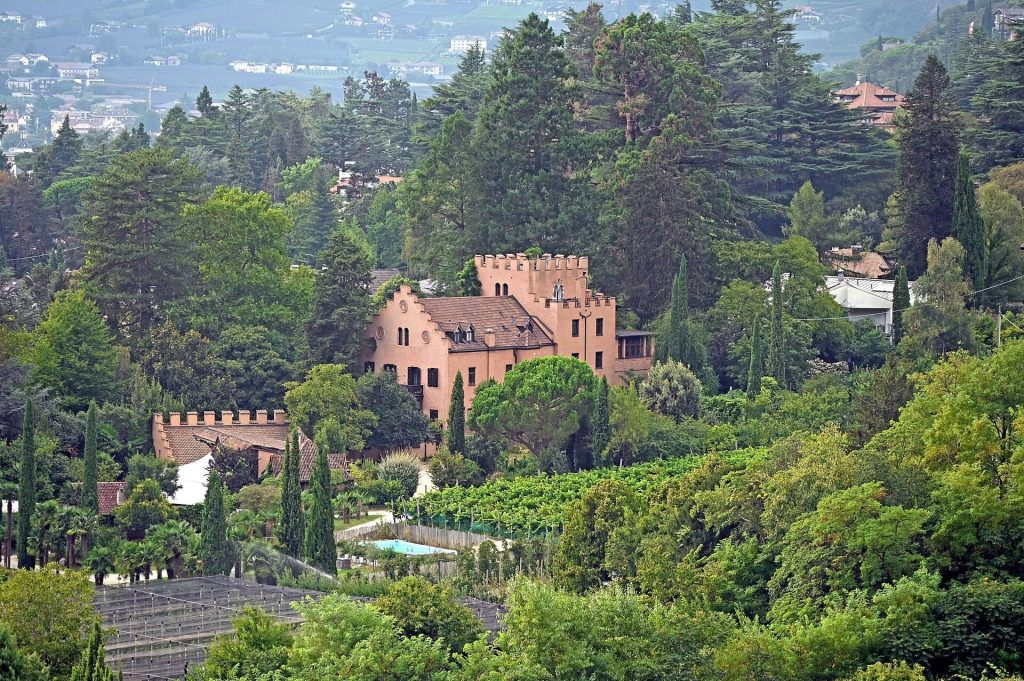 Castle Pienzenau