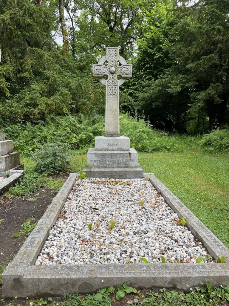 Finlarig Castle: A Historic Scottish Stronghold Near Killin 8 Finlarig Castle