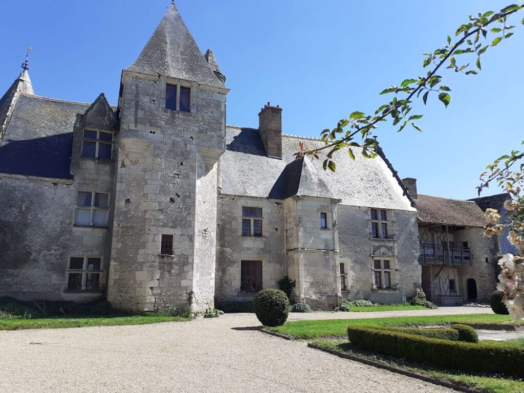 Château de Chémery: A Medieval and Renaissance Defensive Château in France 1 Château de Chémery