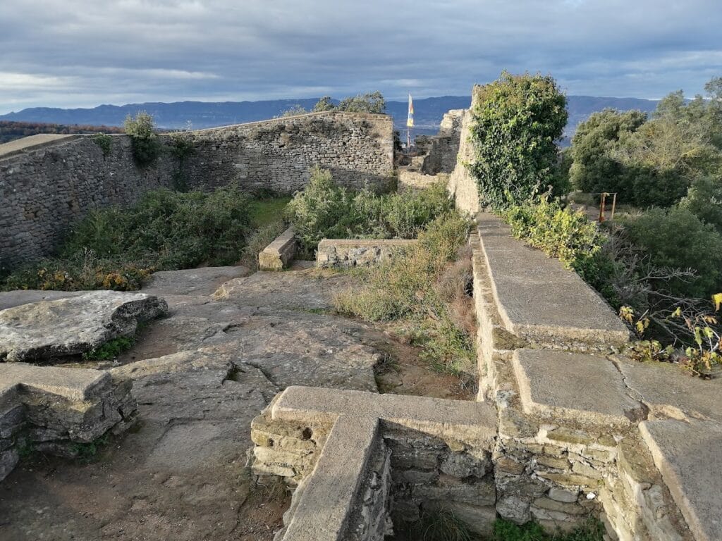 Castell de Taradell: A Medieval Defensive Castle in Catalonia 3 Castell de Taradell