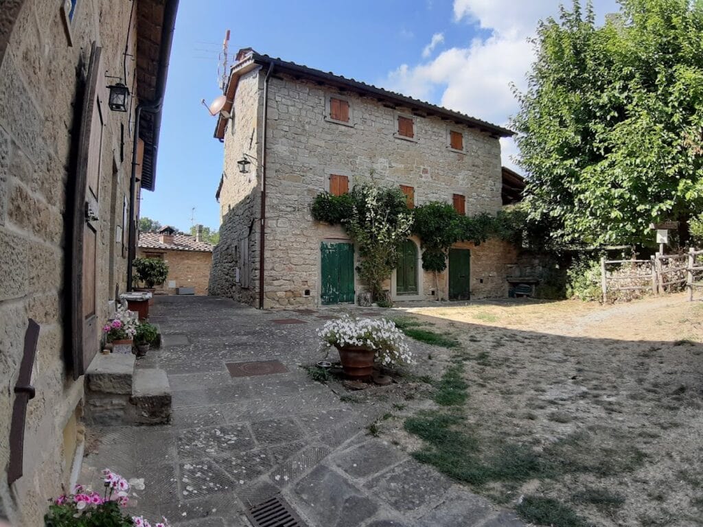 Porciano Castle: A Medieval Fortress and Cultural Site in Pratovecchio Stia, Italy 9 Porciano Castle