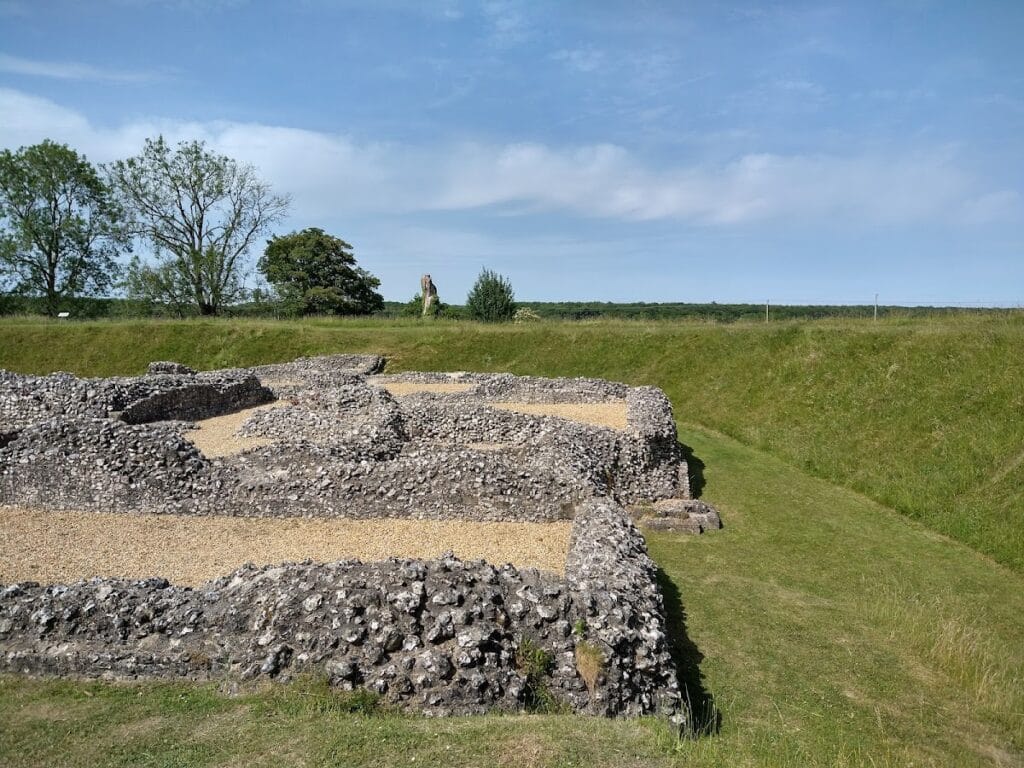 Ludgershall Castle: A Ruined Medieval Royal Residence in England 2 Ludgershall Castle