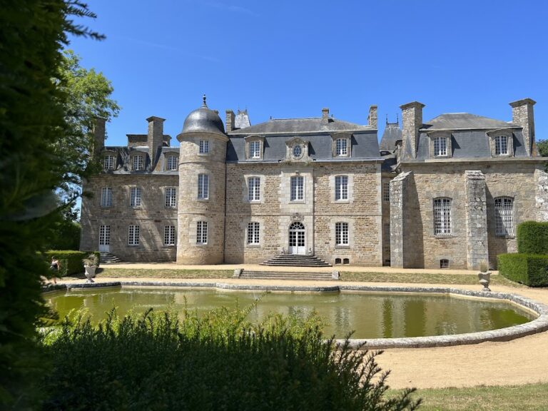 Château de Rosanbo: A Historic Fortress and Noble Residence in Lanvellec, France