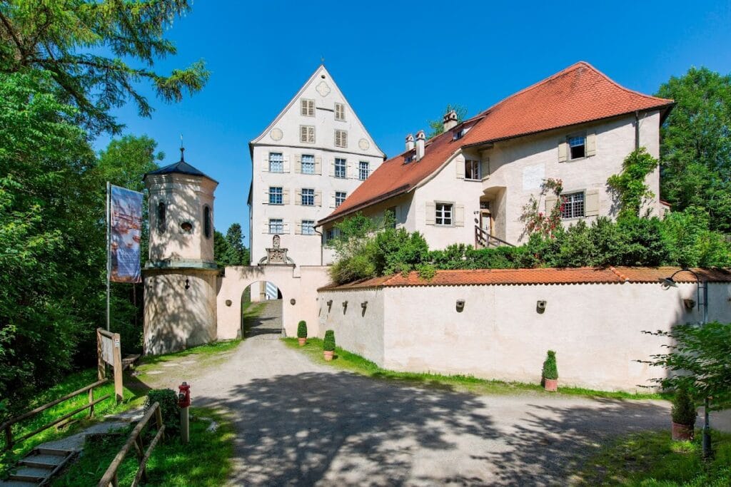 Schloss Achberg: A Baroque Castle in Germany 1 Schloss Achberg