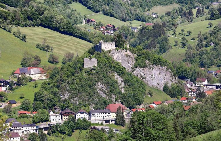 Burg Losenstein: A Medieval Hill-Castle Ruin in Austria