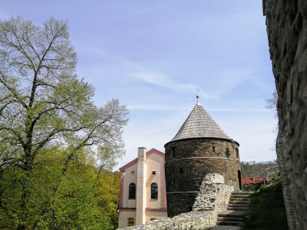 Burg Elsterberg: Medieval Castle Ruins in Germany 5 Burg Elsterberg
