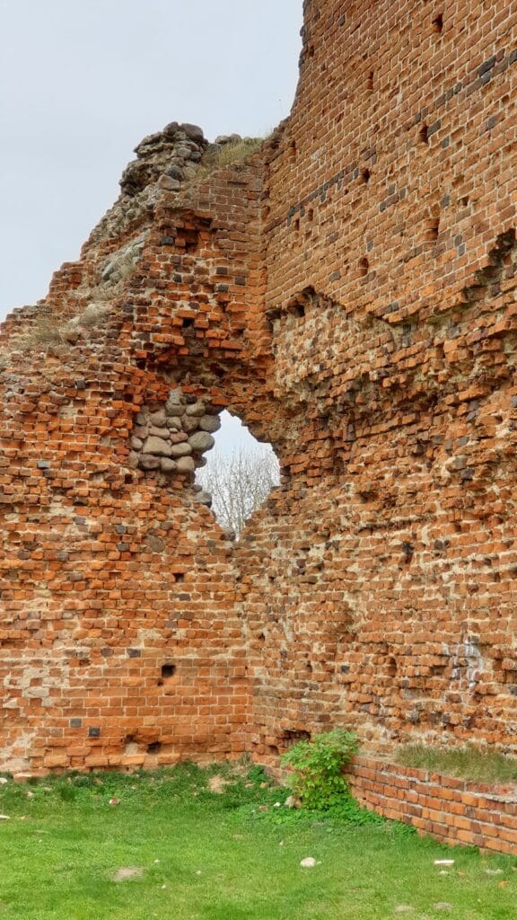 Bobrowniki Castle: A Gothic Border Fortress in Poland 4 Bobrowniki Castle