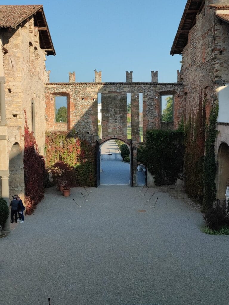 Castello di Cavernago: A Baroque Noble Residence in Italy 4 Castello di Cavernago