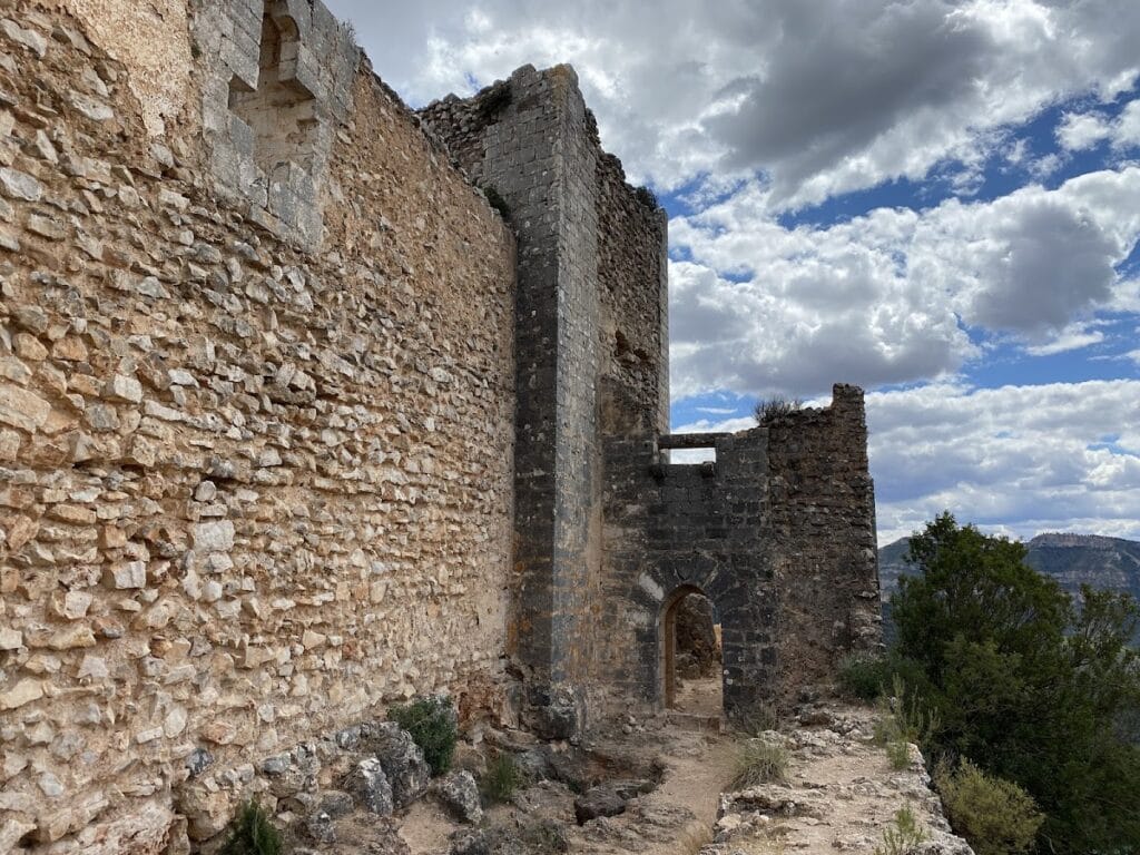 Castillo de Chirel: A Medieval Fortress in Valencia, Spain 4 Castillo de Chirel