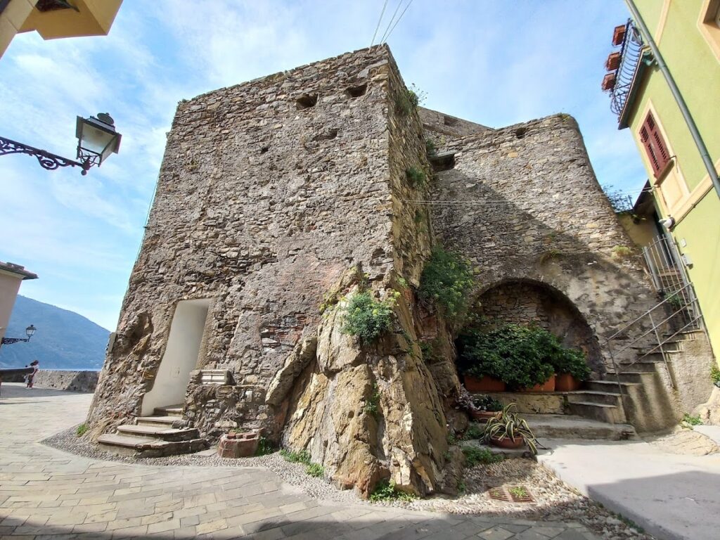 Castle della Dragonara