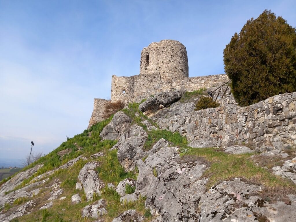 Castello di Rocca San Felice: A Medieval Hilltop Castle in Italy 2 Castello di Rocca San Felice