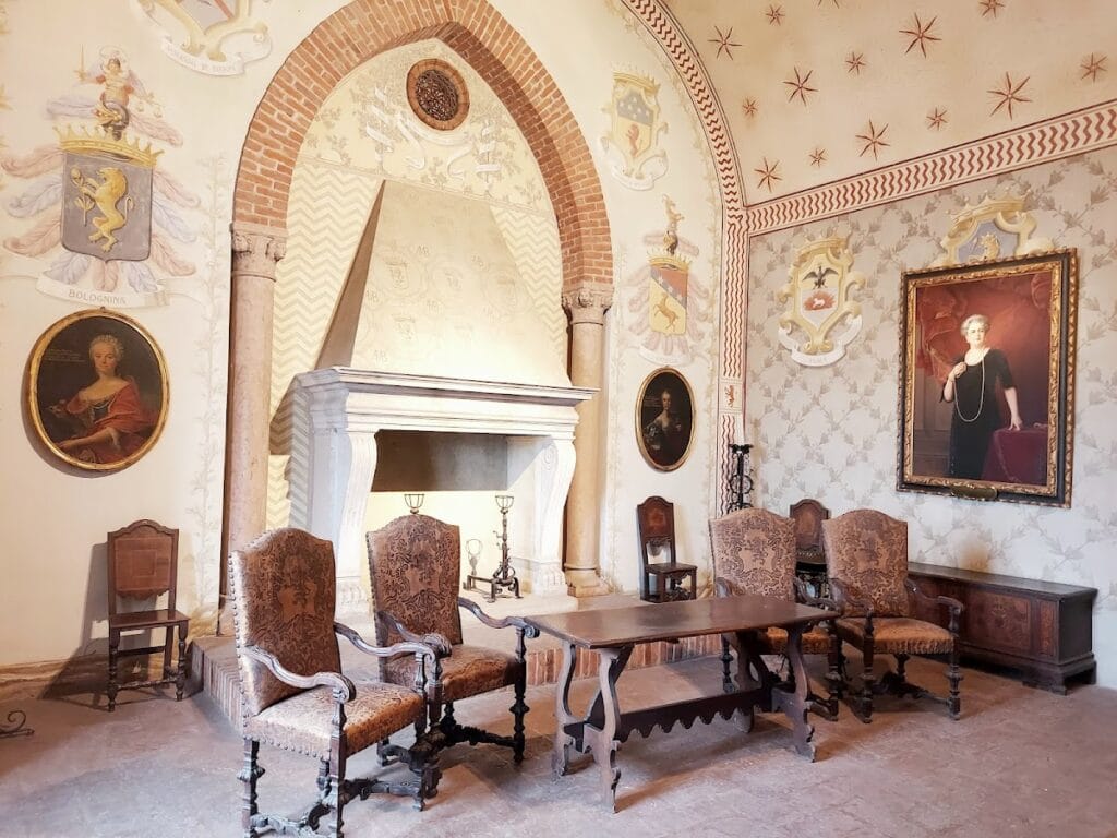 Attendolo Bolognini Castle