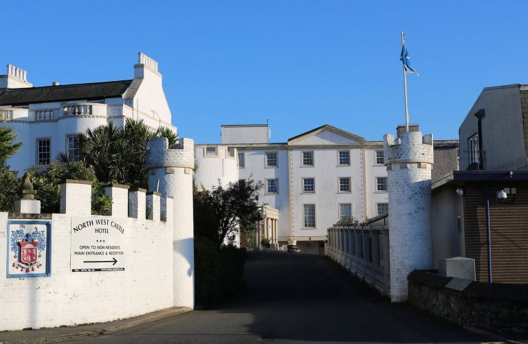 North West Castle: A Scottish Country House and Curling Hotel
