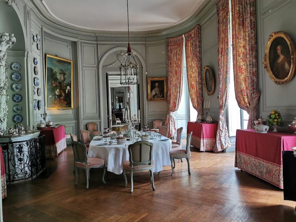 Château de Montgeoffroy: A Historic French Estate in Mazé 9 Château de Montgeoffroy