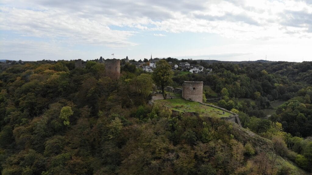 Blankenberg Castle: A Medieval Hilltop Castle Ruin in Germany 4 Blankenberg Castle