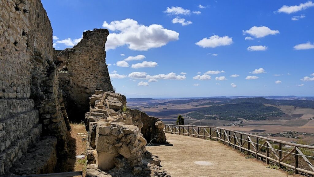 Castillo de Medina Sidonia: A Historic Fortress in Spain 8 Castillo de Medina Sidonia