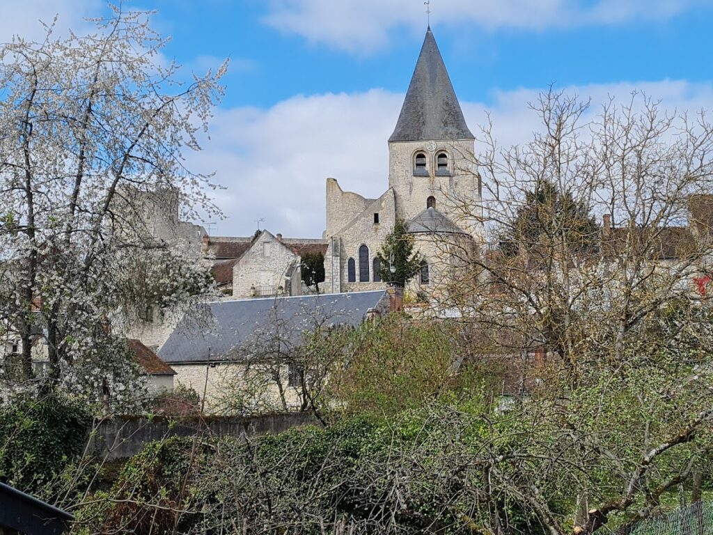 Château d'Yèvre-le-Châtel