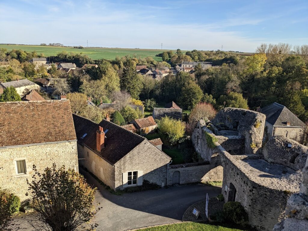 Château d'Yèvre-le-Châtel
