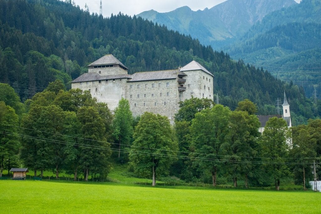 Kaprun Castle