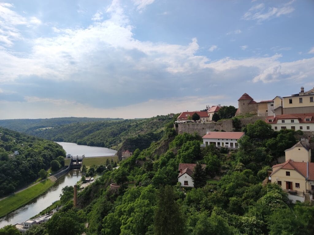 Znojmo Castle: A Medieval Fortress and Baroque Residence in Czechia 1 Znojmo Castle