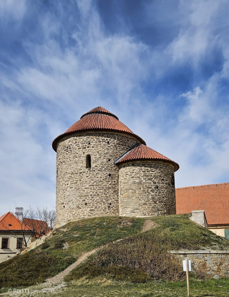Znojmo Castle: A Medieval Fortress and Baroque Residence in Czechia 3 Znojmo Castle