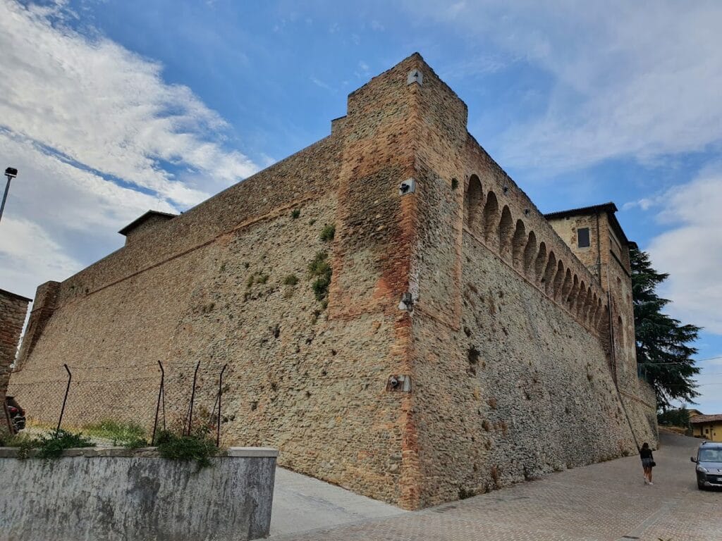 Castello di Sorrivoli: A Medieval Fortress in Italy 3 Castello di Sorrivoli