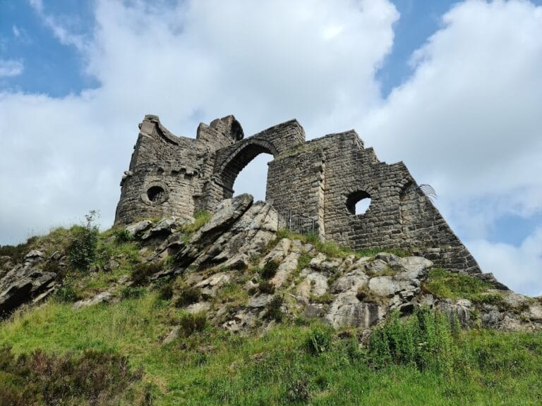 Mow Cop Castle: An Ornamental Folly near Stoke-on-Trent