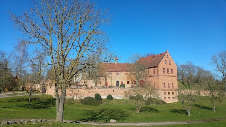 Alte Burg Penzlin: A Medieval Fortress in Germany