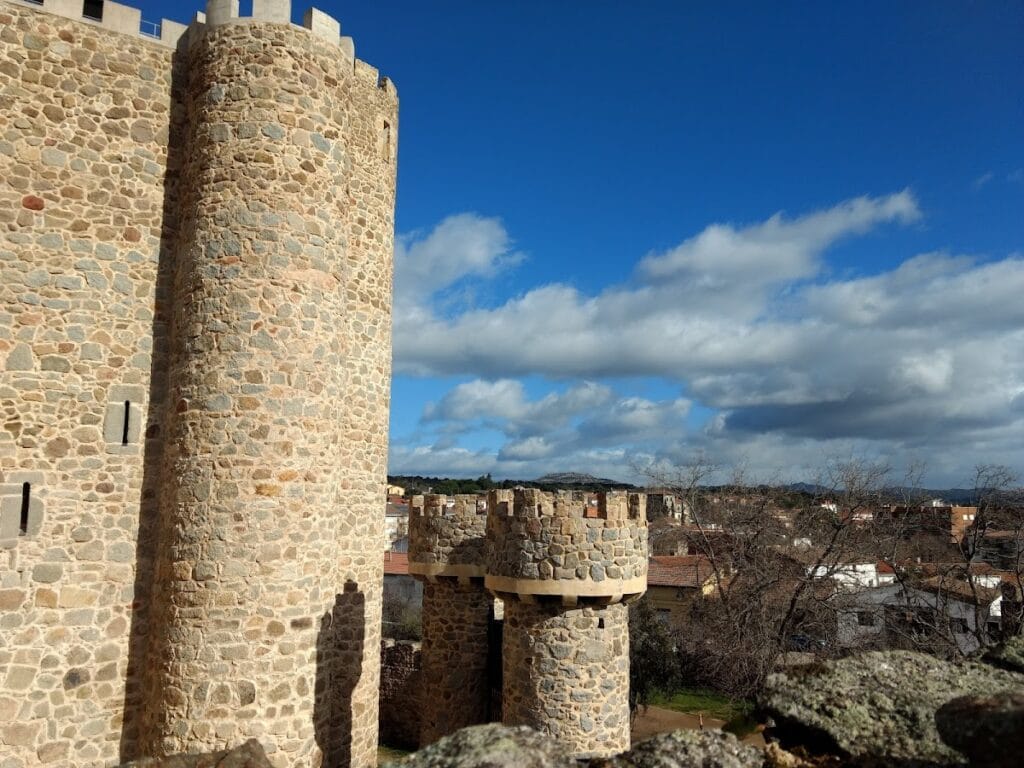 Castle of San Martín de Valdeiglesias: A Fifteenth-Century Residence and Fortress 3 Castle of San Martín de Valdeiglesias