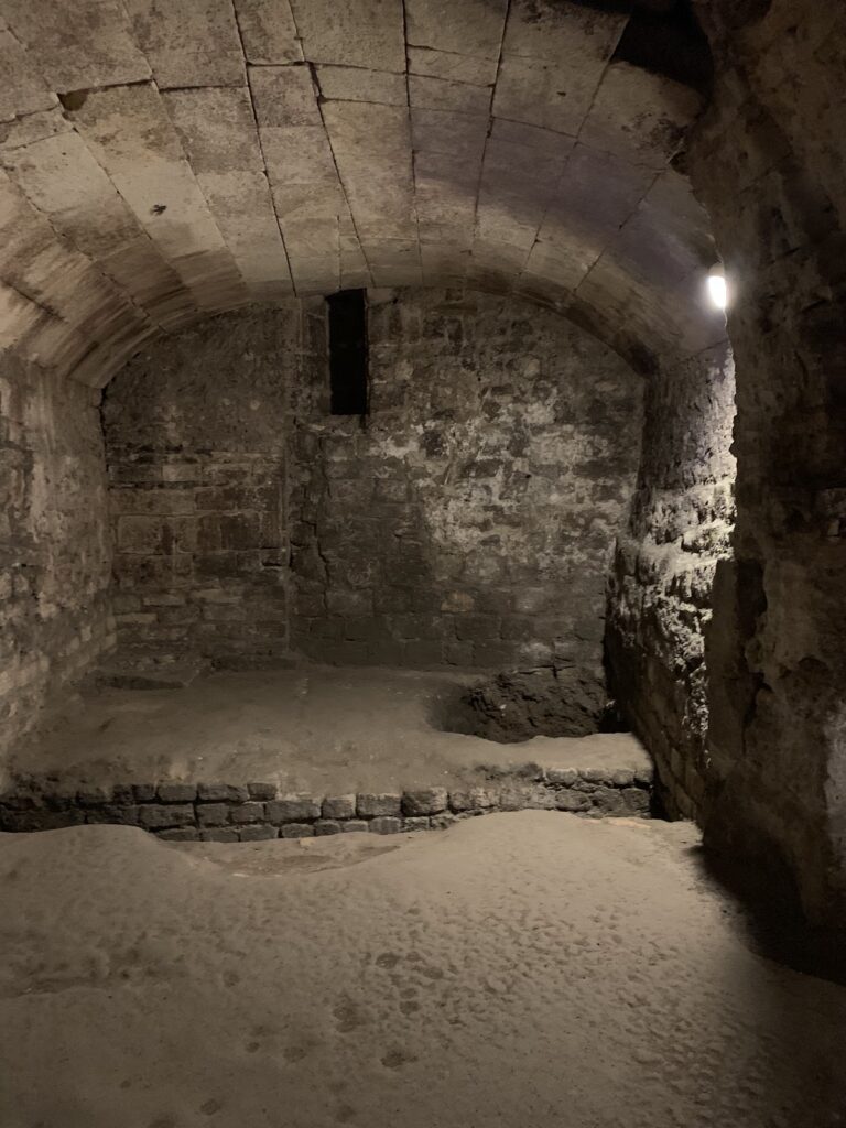 Cryptoportiques d'Arles