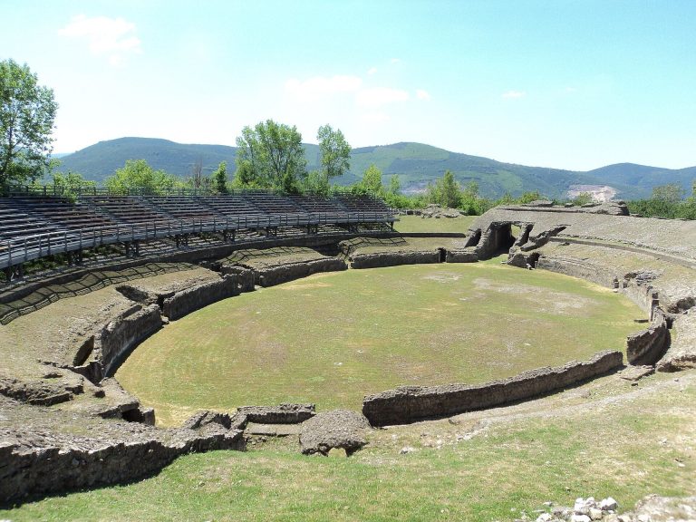 Roman Amphitheatre Avella: A Republican-Era Arena in Italy
