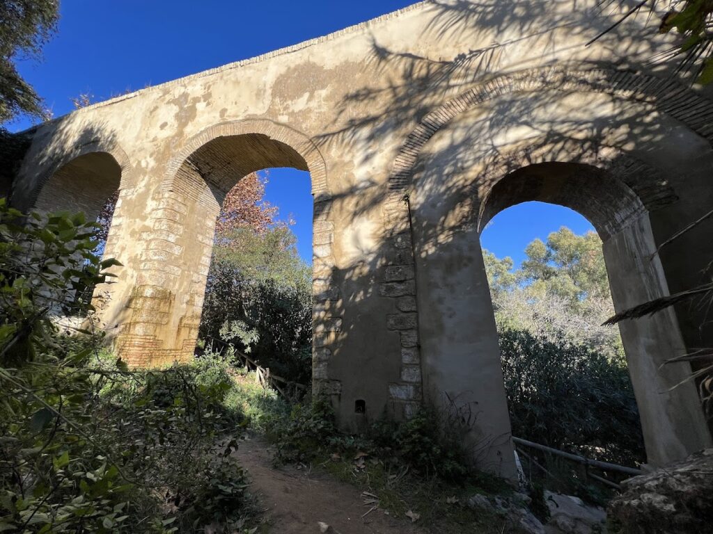 Santa Lucía Roman Aqueduct in Vejer de la Frontera, Spain: A historic water-supply system 2 Santa Lucía Roman Aqueduct