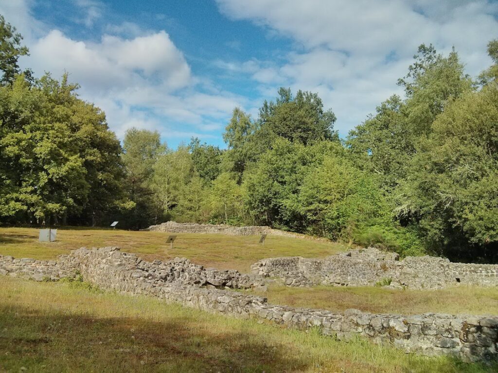 Villa gallo-romaine de Maisonnières: A rural Gallo‑Roman estate in France 1 Villa gallo-romaine de Maisonnières