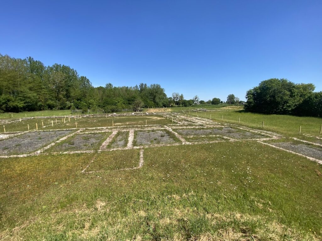 Gallo-Roman Villa of Le Quiou: A Historic Estate in Brittany, France 1 Gallo-Roman Villa