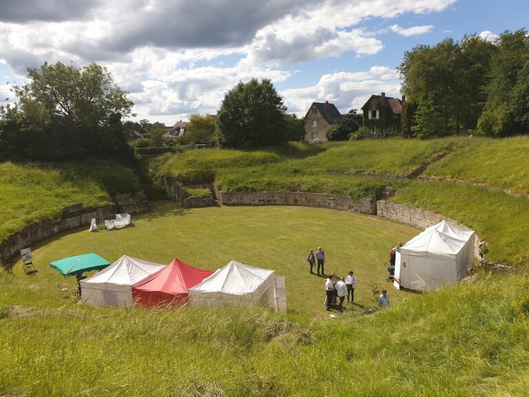 Arênes de Senlis: A Roman Amphitheater in Senlis, France
